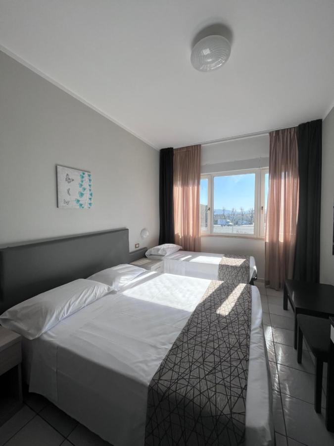 Hotel Letizia Follonica Luaran gambar