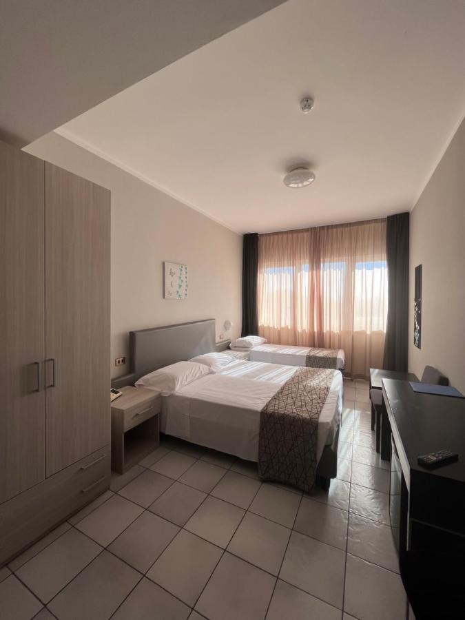 Hotel Letizia Follonica Luaran gambar