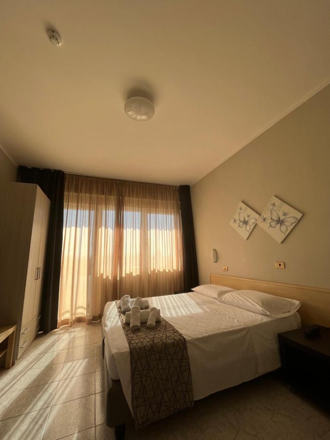 Hotel Letizia Follonica Luaran gambar