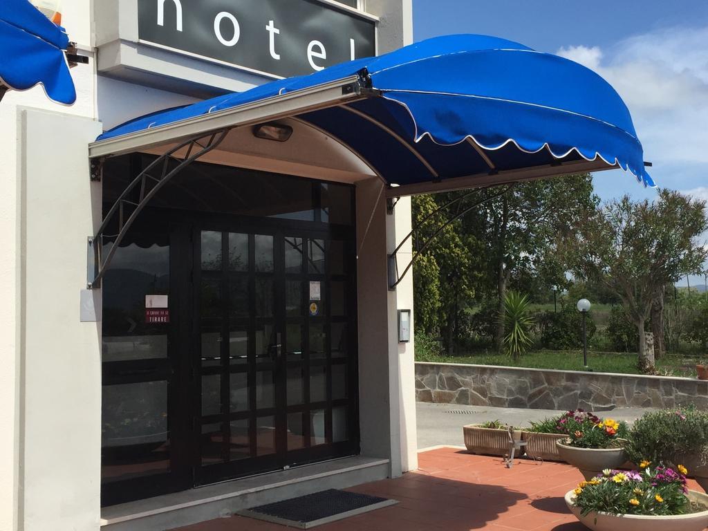 Hotel Letizia Follonica Luaran gambar