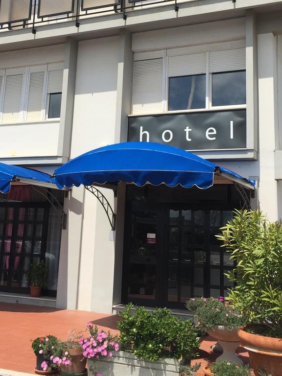 Hotel Letizia Follonica Luaran gambar